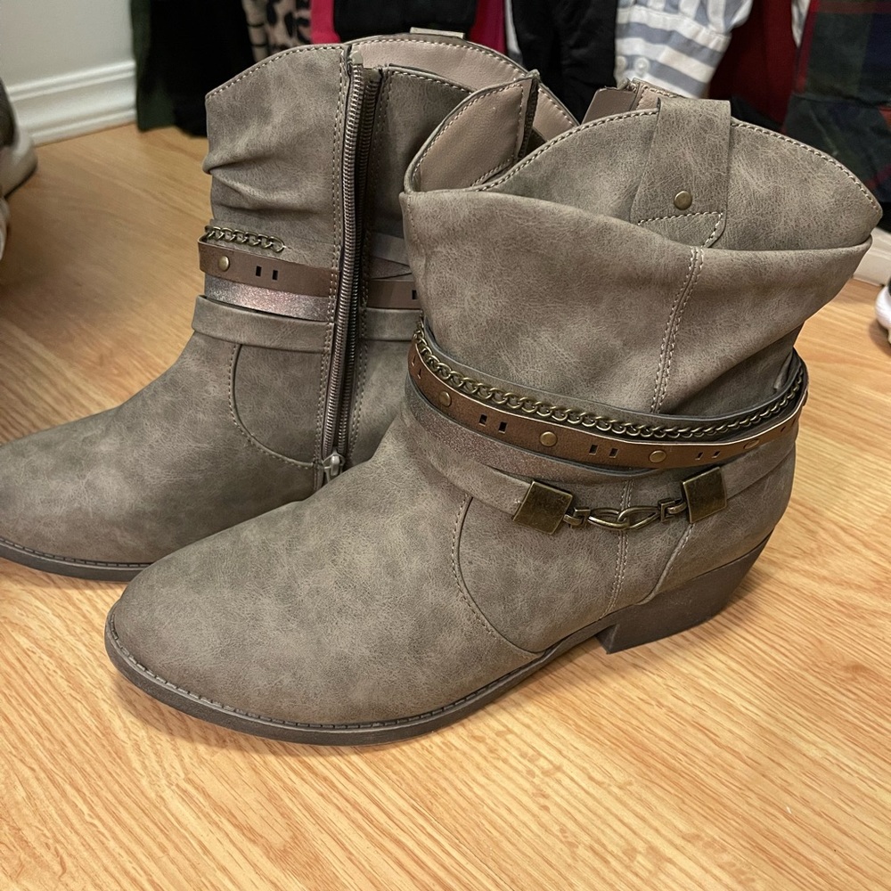 Jellypop Ankle Boots